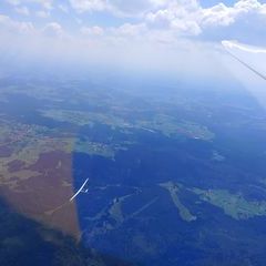 Flugwegposition um 12:27:20: Aufgenommen in der Nähe von Freyung-Grafenau, Deutschland in 2344 Meter